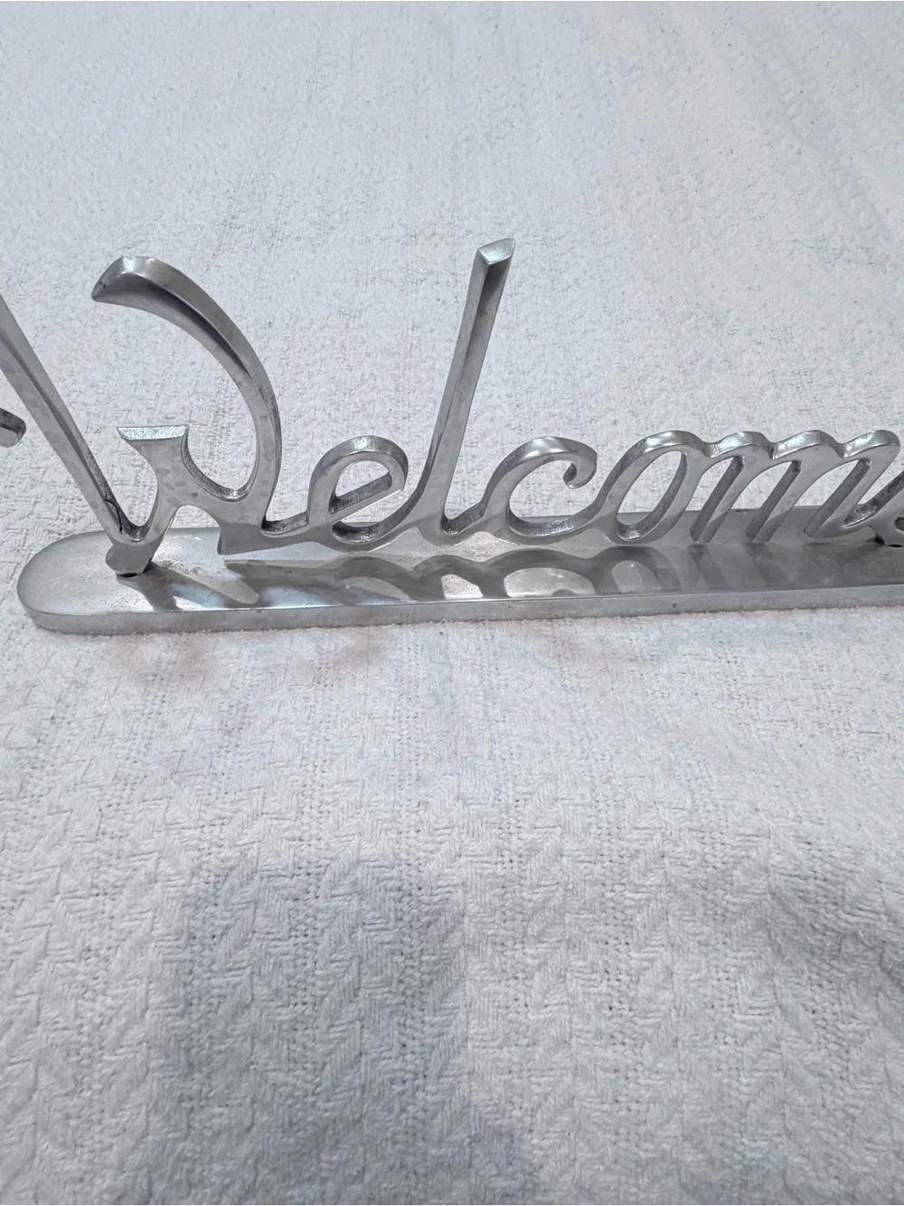 India Boutique Silver Metallic 'Welcome' Script Wall Accent